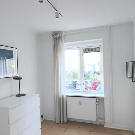 Apartment Great 2-bed Wbalcony In